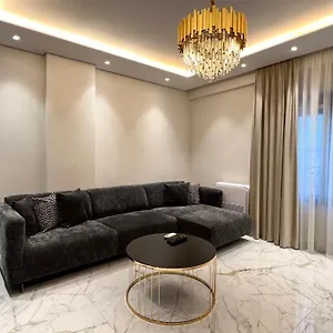 Zeus Deluxe Apartament